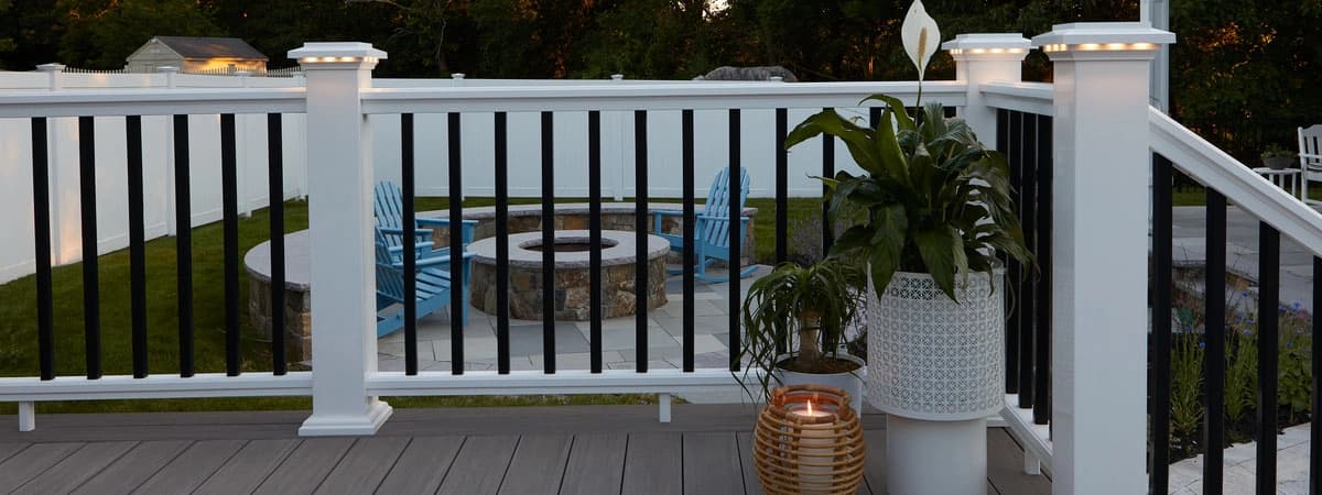 Deck railing detail